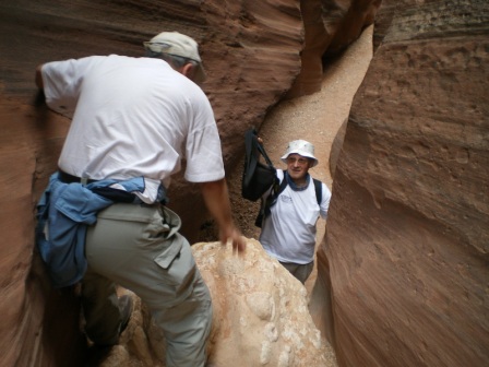 Slot_Canyon_Eingang_Stufe.JPG